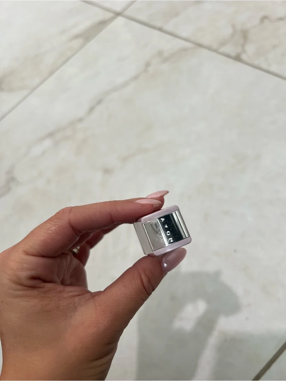 Avon Berry Violet C Lipstick